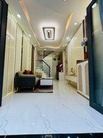 bán gấp trong tháng - bán nhà hẻm cách mạng tháng tám 18m² 4 tầng - 4.85 tỷ
