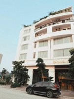 bán nhanh khách sạn siêu đẹp siêu đắc địa