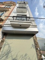 nhà mới_5tầng thang máy _kim chung_hoài đức_dt.47m_5tầng_mt.3,5m_ô tô đỗ cửa