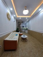 bán nhà phân lô đào tấn - 34m - 5 tầng - 10.5 tỷ ngõ rộng thoáng