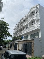 bán đẹp đường lê văn lương dt: 8x11m(88m2) đường 7m, kdc rạch tôm - giá 3,9 tỷ