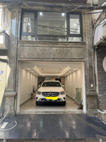 bán nhà hoàng quốc việt, dt 45m2*7t thang máy. mt 4,5m - 22,8 tỷ . gần phố, trc nhà ô tô tránh.