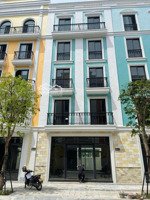 chủ cần bán nhanh căn shophouse gần biển giá chỉ 7,5 tỷ