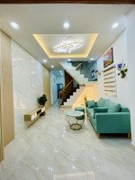 vip nguyễn trọng tuyển - tân bình, nhà 3 tầng btct 32m2 - hơn 4 tỷ