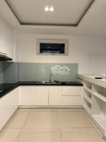 cho thuê căn hộ sky center, 3pn, 3wc, 129m2, full nội thất, giá 25 triệu, liên hệ 