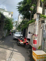 nhà hxh 1 sẹc sân để xe rộng mênh mong