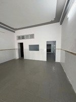 cho thuê nhà mặt tiền đường 30 tháng 4 gần vincom xuân khánh giá 23 triệu