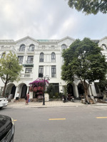 24,5 tỷ sở hữu ngay liền kề ngọc trai 6 view công viên hoàn thiện full nội thất.