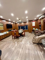 bán nhà mặt phố lạc long quân 90m2 lô góc thang máy 6 tầng,3 thoáng view hồ chỉ 48,5 tỷ