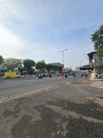 mặt tiền đường thông phạm văn đồng gần sân bay 5 tầng 4*15 vuông nhà mới ở ngay nhỉnh 8ty