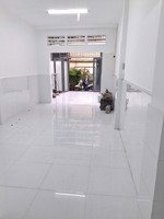 bán gấp trong tháng - bán nhà hẻm nguyễn văn cừ 49m² cấp 4 - 8.1 tỷ