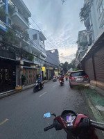 1/ đường khuông việt , hẻm thông 6m , dt : 4,8m * 24m ( nở hậu đều 5,4m ) , gác lửng chỉ 10,2 tỷ