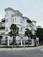 bán căn biệt thự đơn lập ,dt: 283m2 vinhomes green villas,sổ lâu dài,rẻ nhất thị trường chỉ 80tỷ