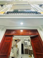 bán nhà phan kế bính 35m2 ,5 tầng , mặt tiền 4.6m , giá 11.7 tỷ nhà mới , 10m ra phố