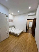 sát vách q1, diện tích 84m2 nở hậu 4.2m, nhà mới 1 trệt 1 lầu 3pn 2wc (1pn trệt), chỉ 6.79 tỷ