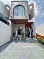  Nhà Lầu Mới Tinh Cách Phà Bà Miêu 200m