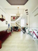 về quê nên cần bán nhà gần chợ cầu đồng giáp gv đường xe hơi thông