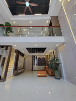 nhà đẹp, vị trí trung tâm dương quảng hàm, 8,7tỷ có cái lí do của nó. mời đến xem nhà