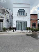 bán căn nhà lầu mặt tiền đường bờ kè hồ bún xáng, giá bán 3,79 tỷ