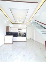 bán nhà suối hiệp chỉ 1,950 tỷ