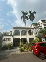 bán gấp nhà mặt tiền bạch mã, quận 10, dt: 13x25m, cn: 325m2, giá bán gấp 6.x tỷ