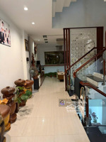 bán nhà đẹp mt thành công 4x17.6m lửng 3 lầu giá 14.5 tỷ