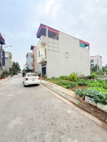 ngộp bank bán gấp lô 175m, tt hoà lạc. gần đh quốc gia, đh fpt, cnc, dân đông. giá chỉ 24tr/m