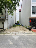 bán đất phân lô giang biên ô tô tránh vỉa hè hai bên view công viên, 90m2, mt 6m, 22.3 tỷ tl