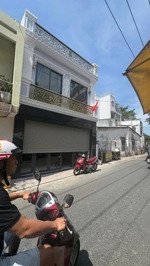 nhà mặt tiền - nguyễn công hoan - 5,2x6,2m - trệt 2 lầu - 3pn 4wc - 19 triệu tl - hằng 