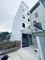 nhà mới mặt hồ liên mạc ô tô đỗ cửa 5 tầng thang máy tặng full nội thất