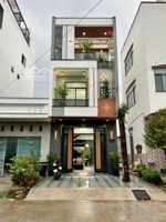 bán nhà 3 tầng hiện đại đầu đường d25 kdc hồng loan tặng full nội thất nhà có sân thượng mini