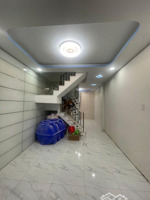 nhỉnh 3 tỷ có ngay nhà 3 tầng đường hòa bình - tân phú