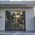 chính chủ cho thuê nhà mới hoàn thiện rộng rãi đủ công năng gần khu fpt