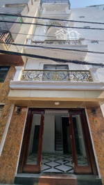 5 tầng, thang máy, 10m ô tô tránh, gần chợ, gần trường, gần mọi thứ, đông ngạc, bắc từ liêm