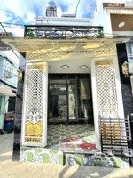 nhà đẹp nhà bè, liền kề phú mỹ hưng ngang 4 dài 14 nhà 2 tầng giá hơn 4 tỷ