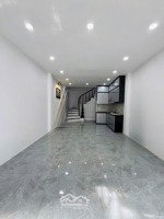 bán nhà việt hưng,ngõ ôtô thông,gara.dt40m. hơn 10 tỷ