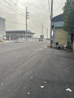 chính chủ bán đất tại gia quất 165 triệu /m2 đường oto tránh thông tin chuẩn phù hợp xây cho thuê