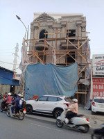 bán nhà 4 tầng mặt đường nguyễn văn linh - mới tinh - vị trí đẹp gần aeon