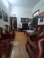 bán nhà hàng chuối 6 tháng mới có 1 căn nhà đẹp gần phố 55m2, chỉ nhỉnh 14 tỷ, ô tô gần