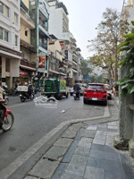 cần bán nhà mặt phố nguyễn thị định, diện 52m2, mặt tiền 6m, sẵn nhà 5 tầng cho thuê 30tr/ tháng.