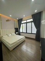 cần bán gấp căn nhà đi về quê nhà1 trệt+ 1 lầu giá 600 triệu