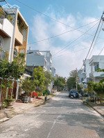 giảm 700tr bưng ông thoàn đất 90m tặng nhà, có thu nhập