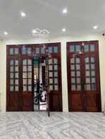 chính chủ cho thuê nhà trung kính, trần kim xuyến, yên hòa. dt 95m2 x 5t, mt 5m, giá 32tr/tháng.