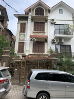 cho thuê nhà biệt thự mễ trì thượng đất 130m xây dựng 85m * 4 tầng,mặt tiền 10m,giá 35 triệu