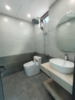 nhà mới 7 tầng thang máy - lô góc 3 mặt ngõ - ô tô vào nhà - phố trần cung - cầu giấy