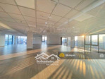 cần cho thuê văn phòng mạc đỉnh chi tower - quận 1. diện tích từ 75m2, 120m2, 160m2, 250m2