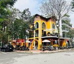 hiếm-cho thuê nhà mặt phố đỗ quang,dt:150m2 x 3t, lô góc 20m nhận diện cực đỉnh vị trí đẹp nhất phố