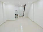 nhà mới ở ngay ngô quyền quận 10 32m2 ngang 4m 2 tầng chỉ 6 tỷ 2