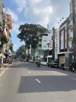 trung tâm quận 5 giáp quận 1, mặt tiền trần phú, khu vực kinh doanh sầm uất, 4 tầng, 3.7x11m, 99 tỷ