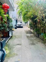 nhà 2 lầu đẹp phường tam hiệp (mới) gần vincom cách đường phạm văn thuận vài chục mét...